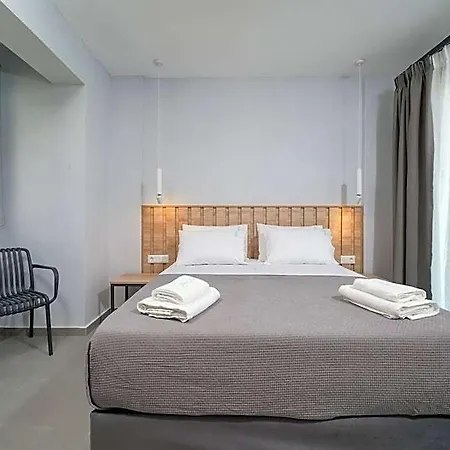 Hotel Olive Roots *