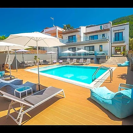 Olive Roots Hotel *